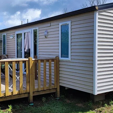 Carrefour De L'ardeche Campsite